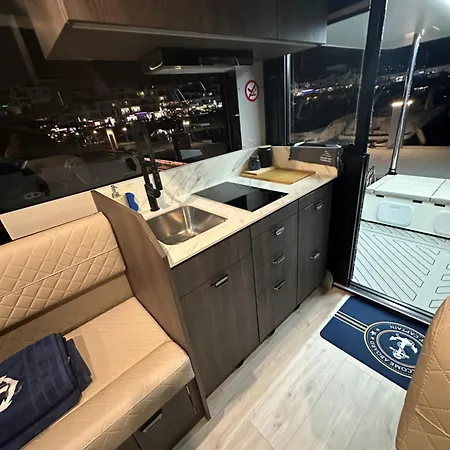 Apartment Puerto Banus Yacht Sky&sea