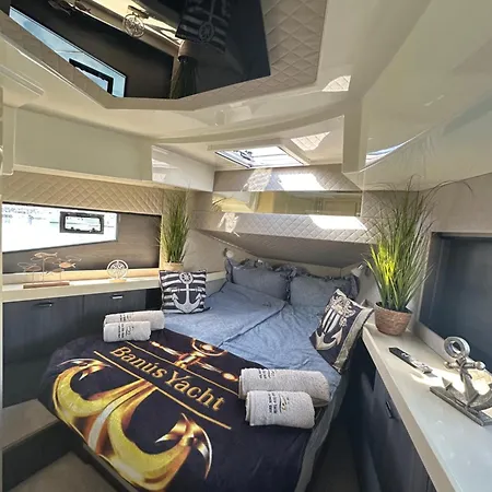 Puerto Banus Yacht Sky&sea Apartment